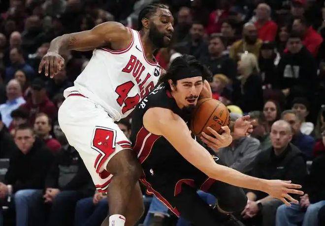 B体育app下载-热火不敌公牛，韦德-约翰逊高效分的简单介绍