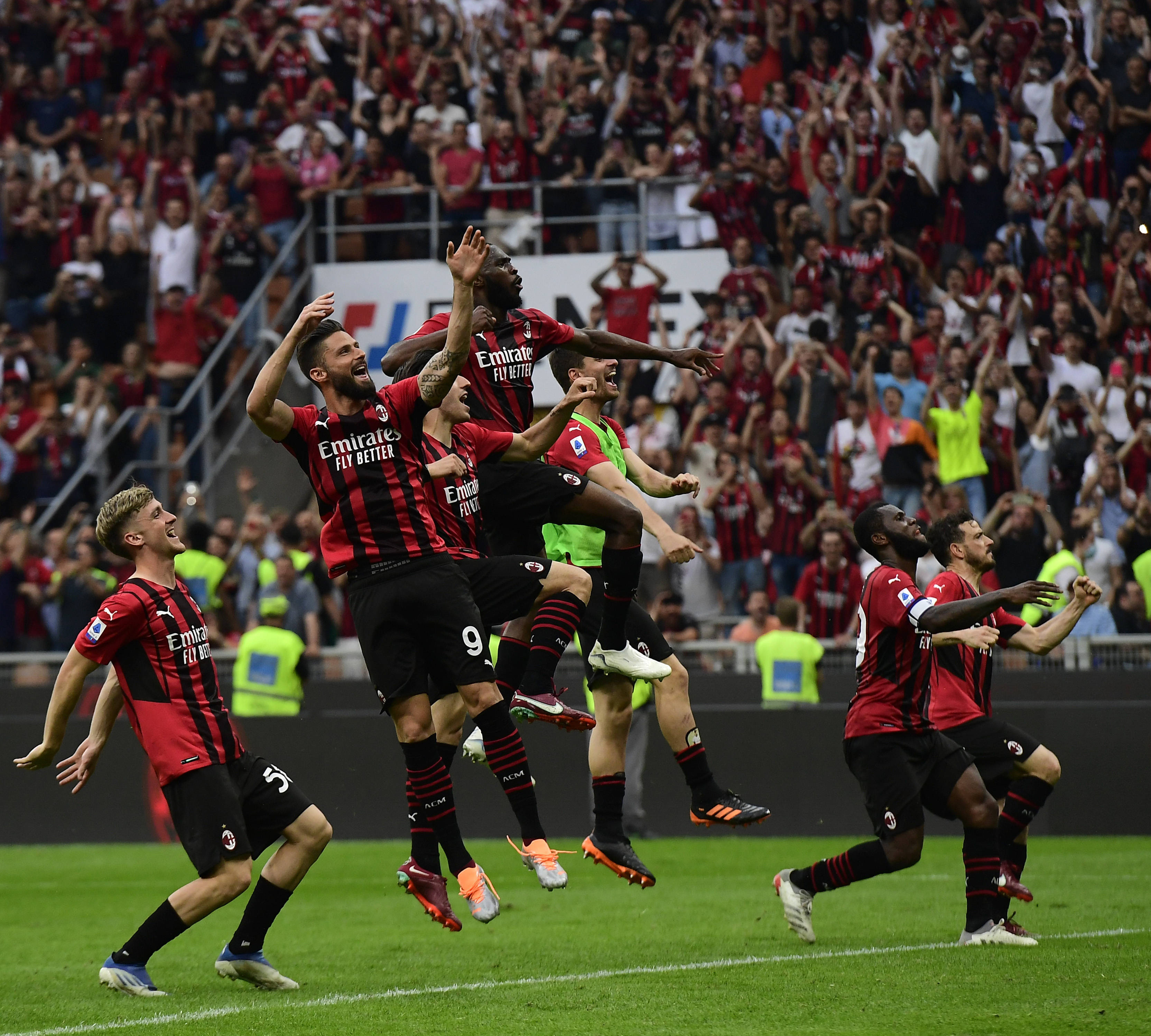 B体育登录入口-AC米兰客场挑战尤文图斯，2-2与对手战平，双方互有攻守的简单介绍