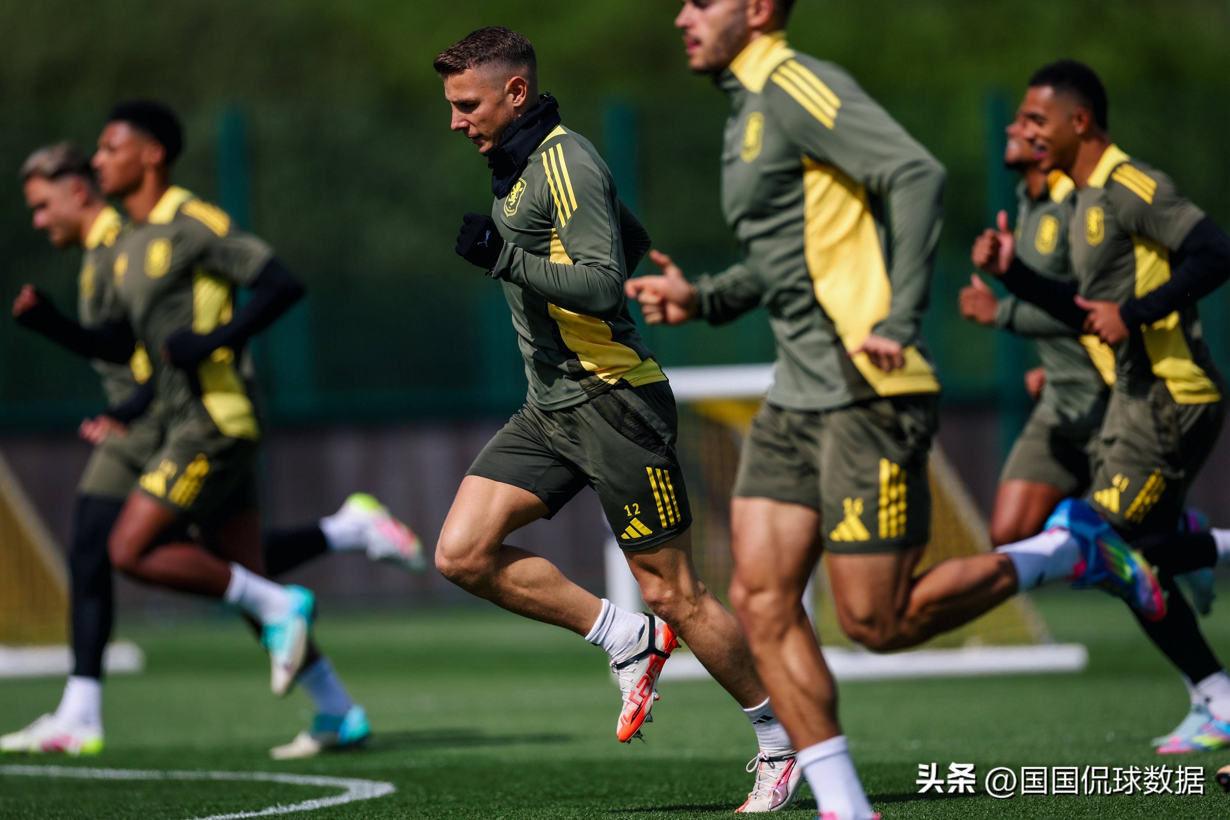 关于塞尔维亚备战欧洲国家联赛对英国的挑战的信息